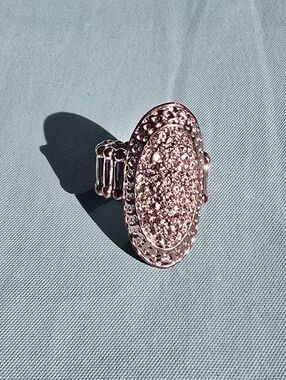 Rustic Oval Pavé Crystal Stretchy Statement Ring - Silver & Bronze
